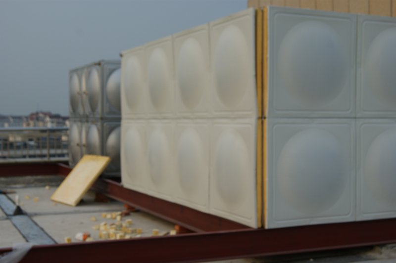 �F���l�ݱ���Ч���D